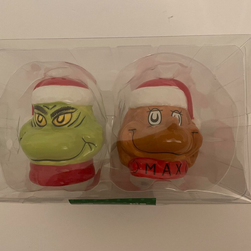 NIB- Grinch Who Stole Christmas Salt and Pepper Shaker